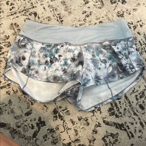 Stylish Women's Blue Patterned Shorts